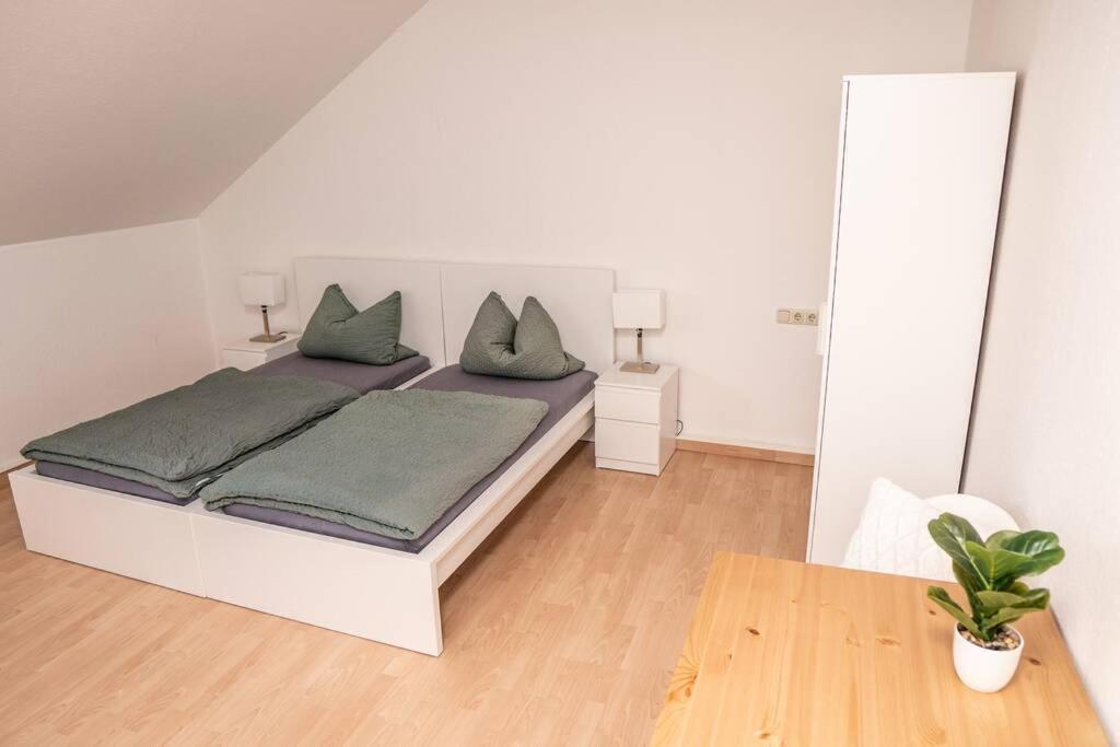 Gemuetliche Ferienwohnung Im Zentrum Von פלאואן מראה חיצוני תמונה